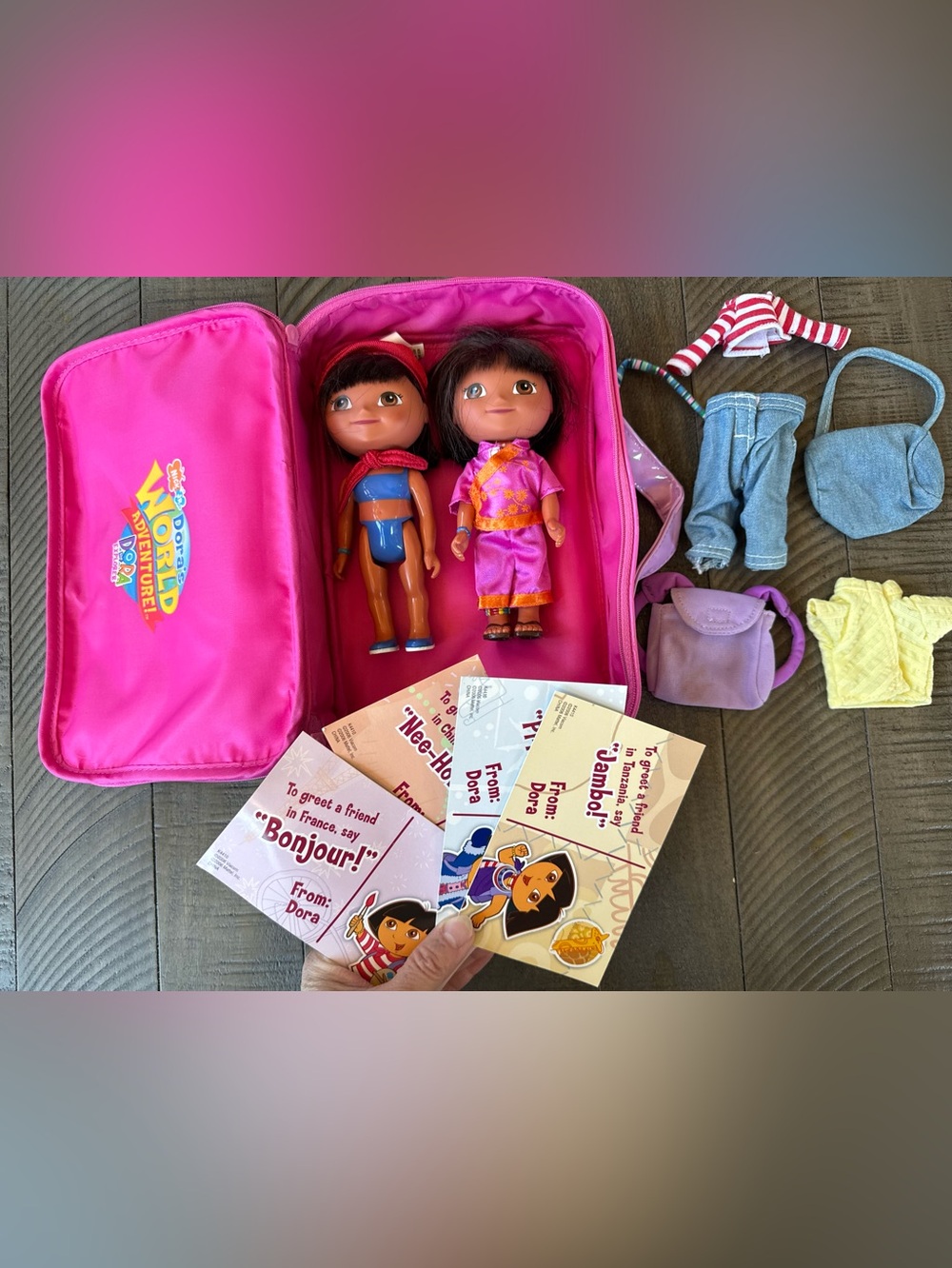 Dora the Explorer - Mattel Dora's World Adventure Pink Travel Case Doll Set